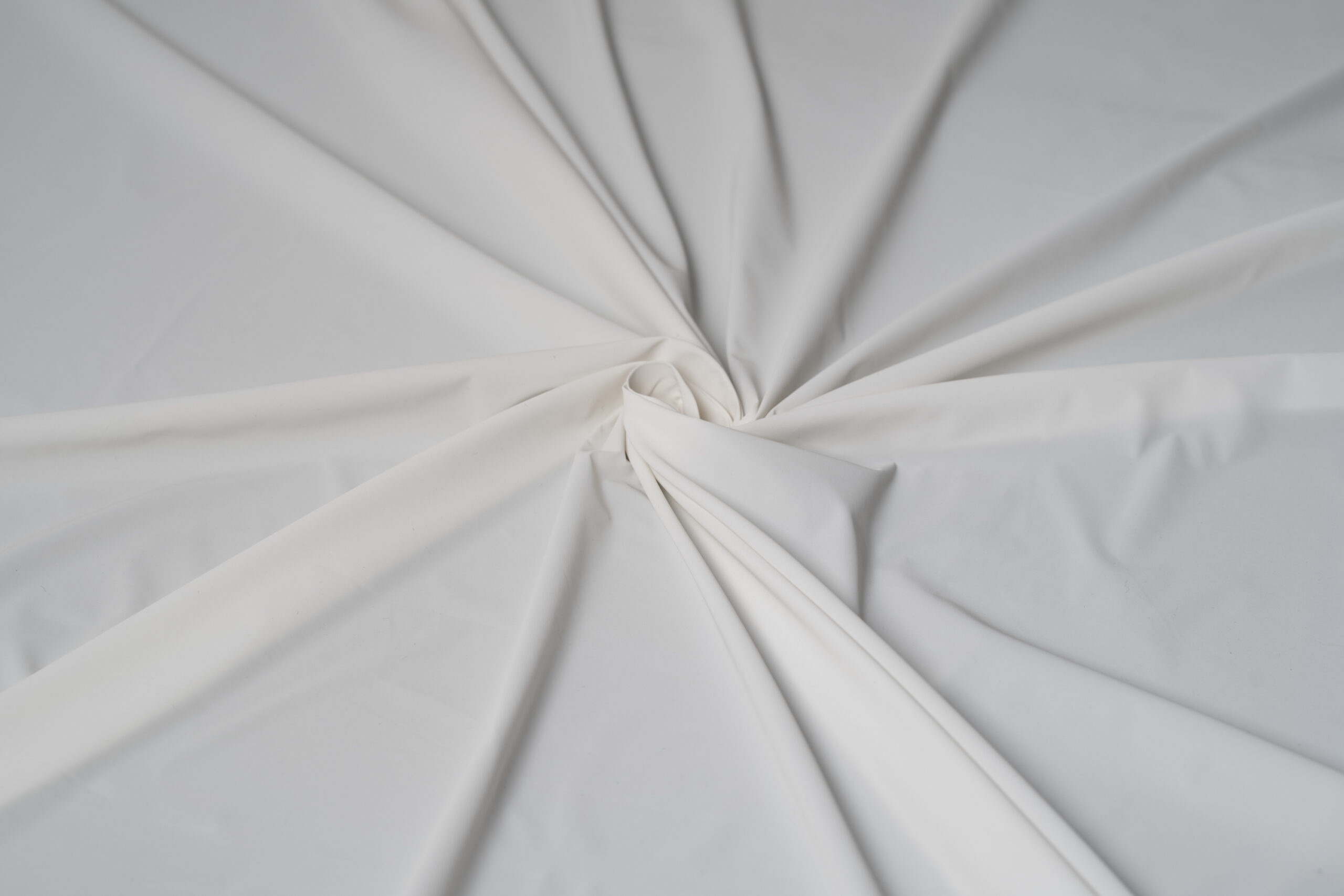 TELA 100% NYLON – Total Reflective